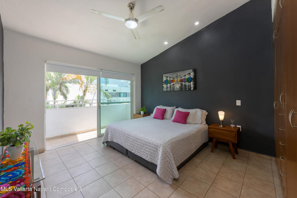 20260204220114145389000000 o