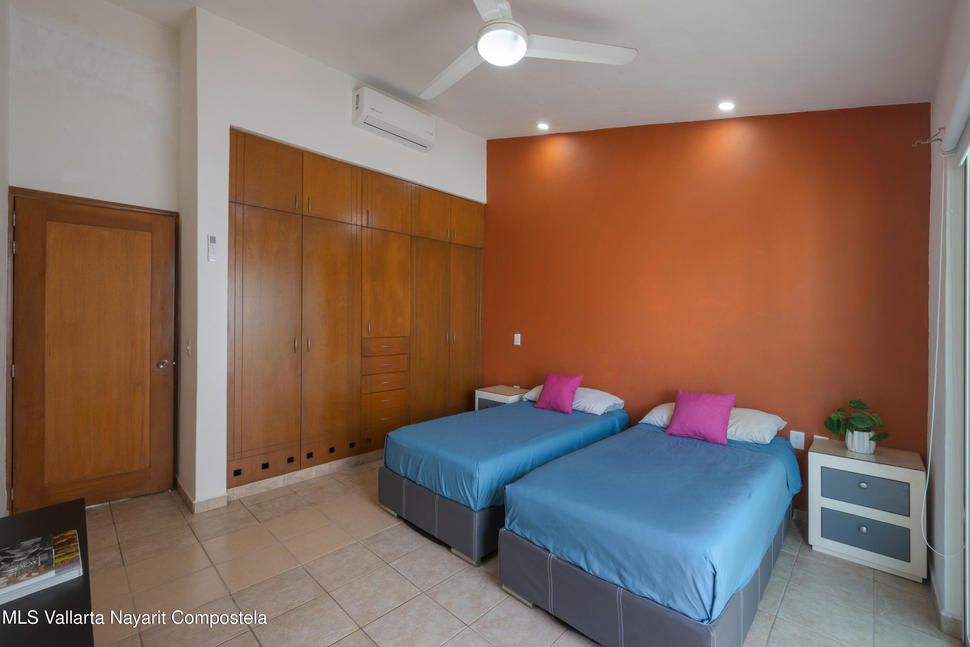 20260204220122087174000000 o