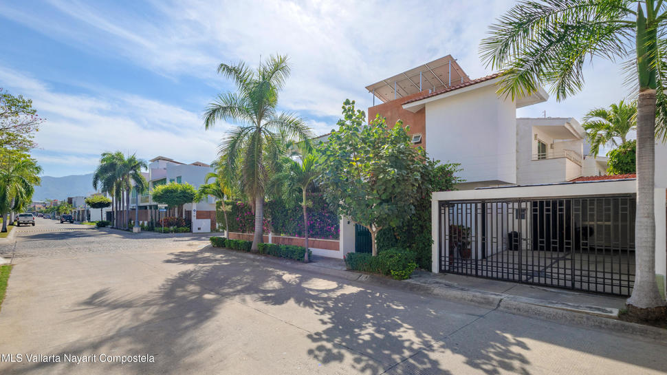 20260204220130843626000000 o