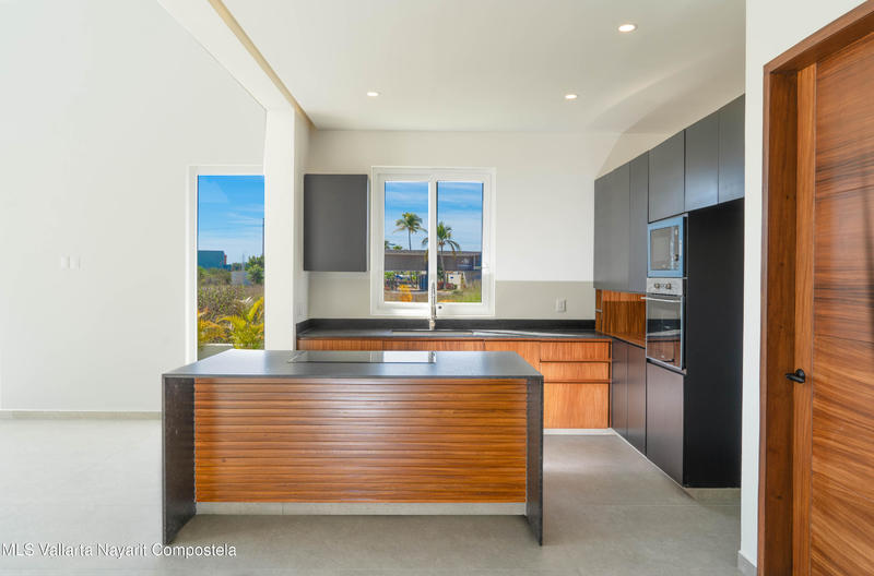 20250908205655662959000000 o