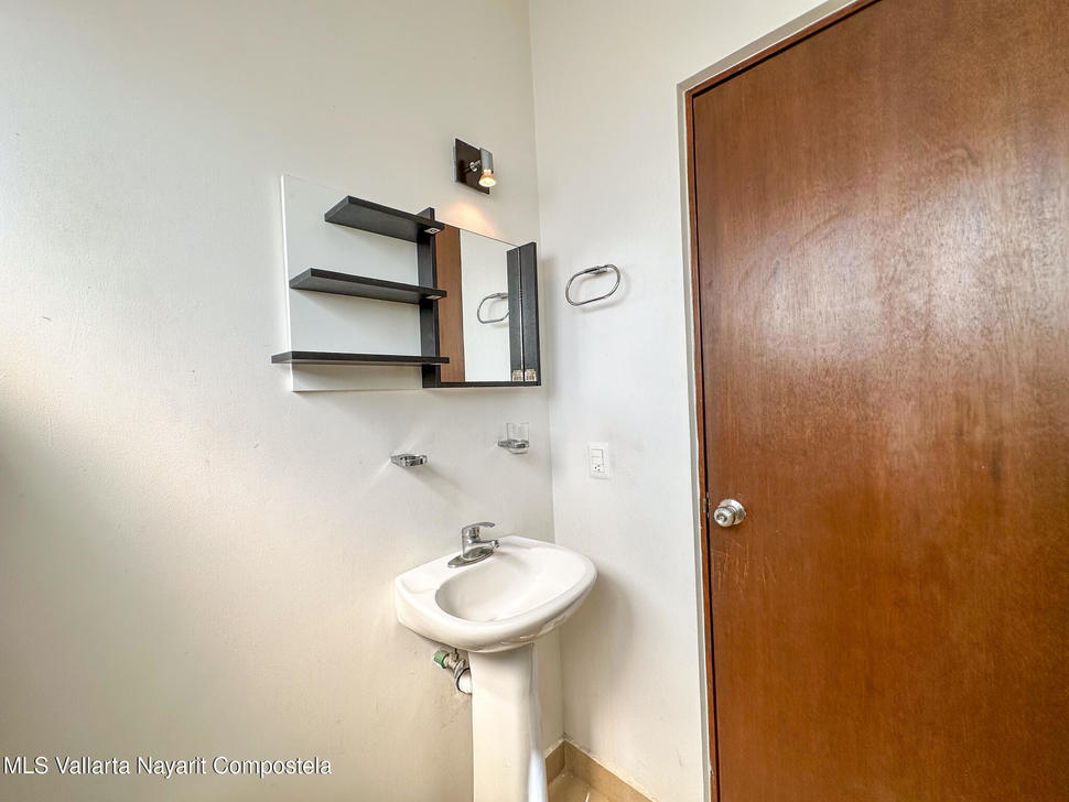 20251107223329439789000000 o