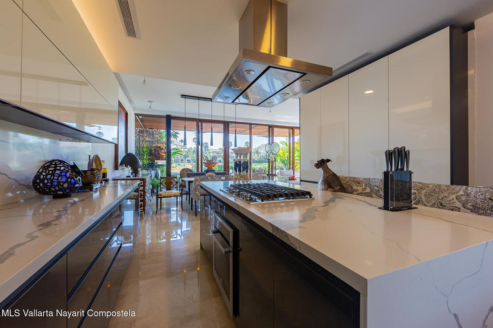 20251111162350780515000000 o