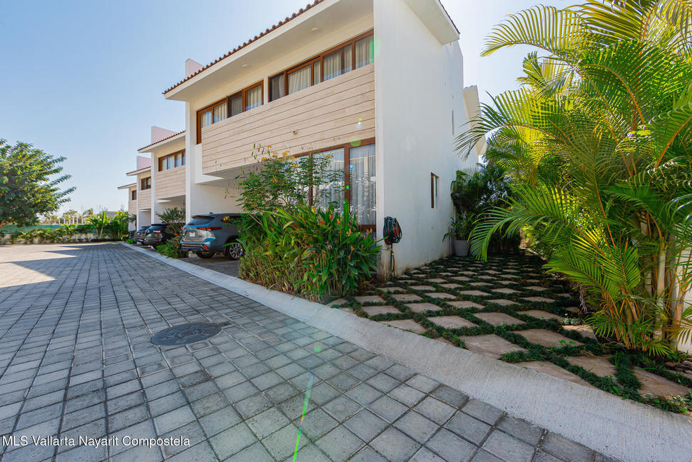 20251111162508354021000000 o