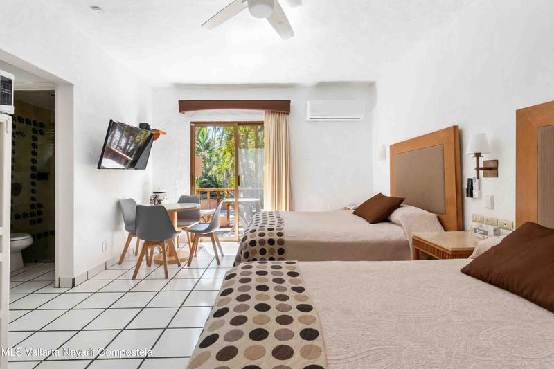 20251016004026756178000000 o