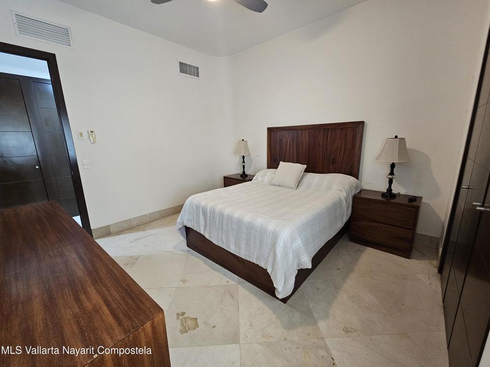 20251112220944596977000000 o