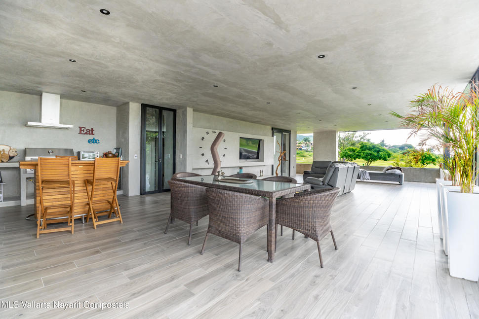 20251119184220177772000000 o