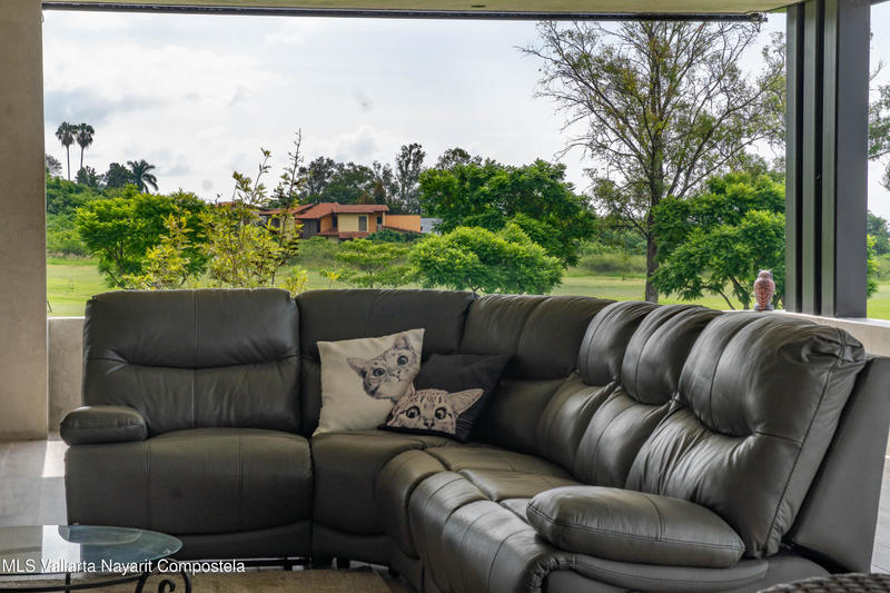 20251119184258509562000000 o