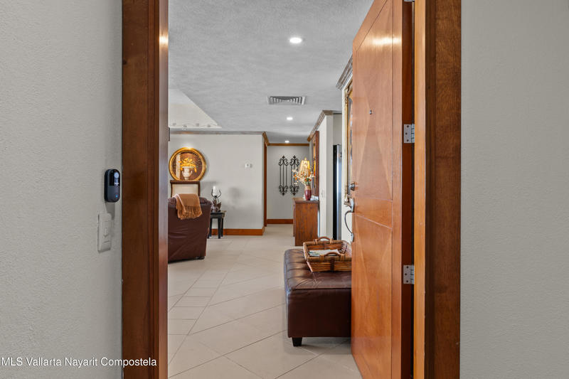 Grand Venetian T2000   801 2801