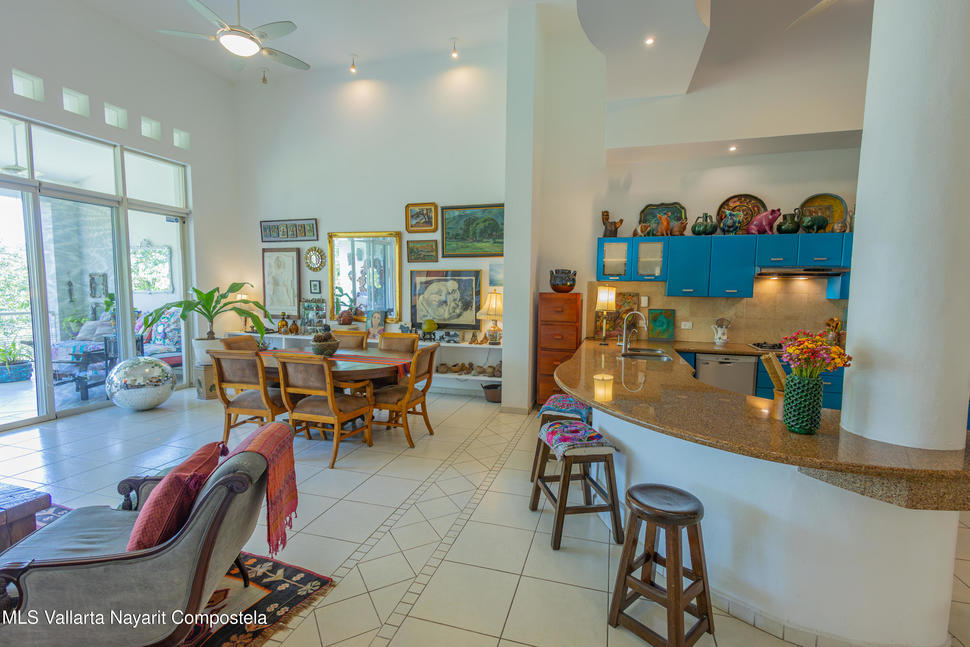 20251110201640712716000000 o