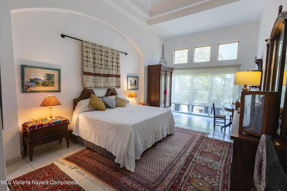 20251110205444768708000000 o