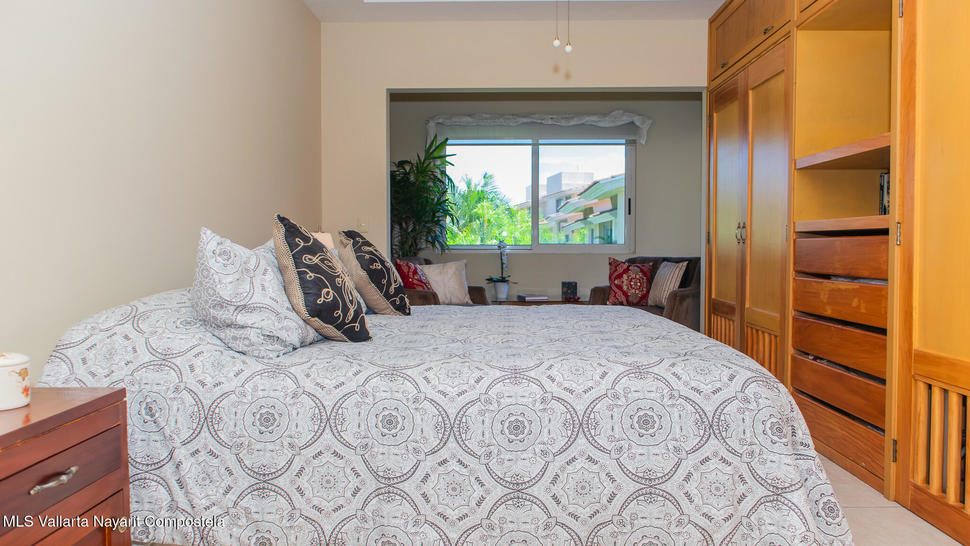 20250916211924114112000000 o