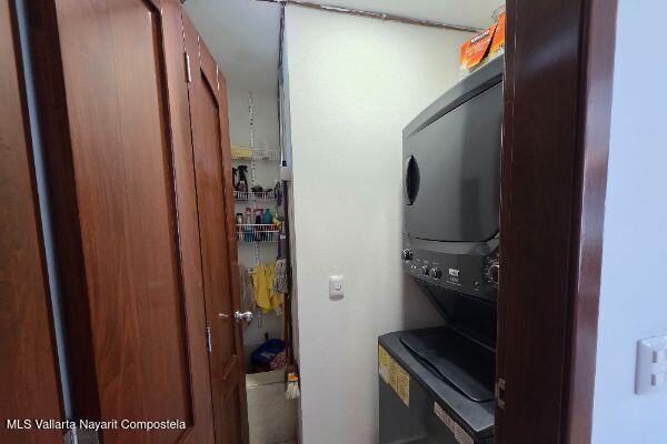 20251003001252809874000000 o