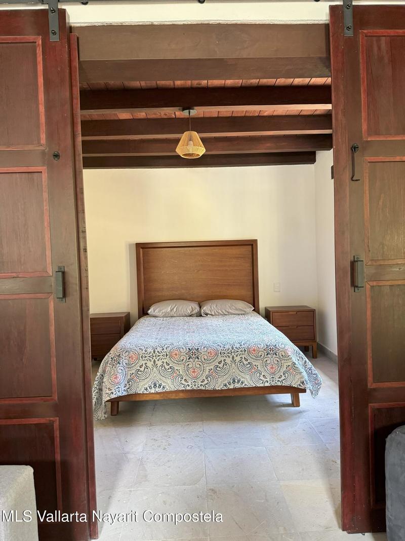 20250804184939382147000000 o