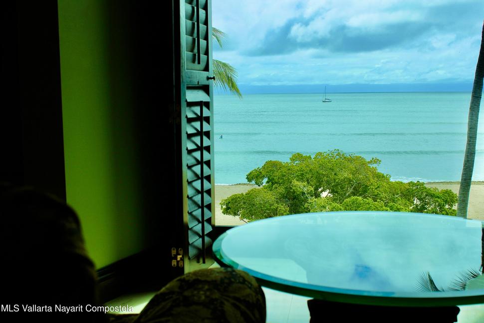 20251017232953383713000000 o