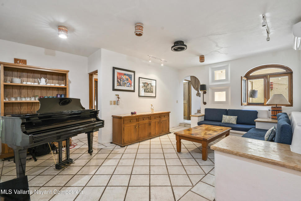 20251223180023485421000000 o