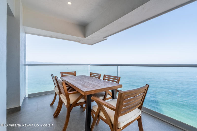 Harbor North Tower 701 701