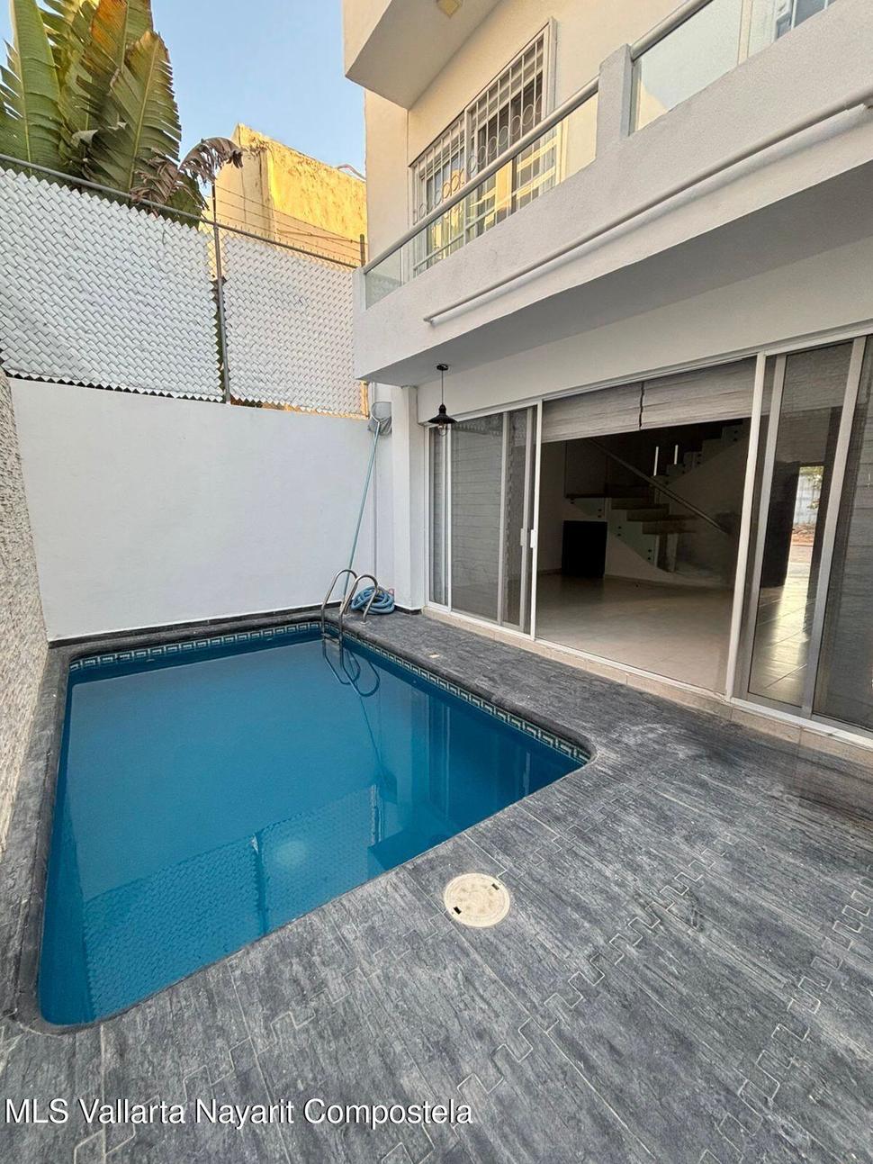 20251211173505477756000000 o