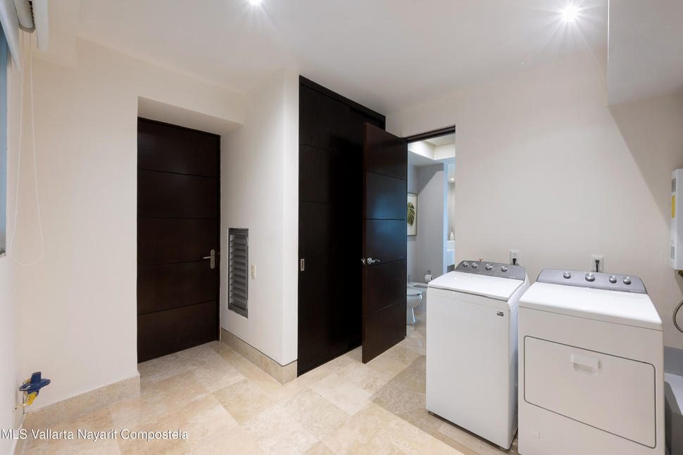 20251205034443958206000000 o