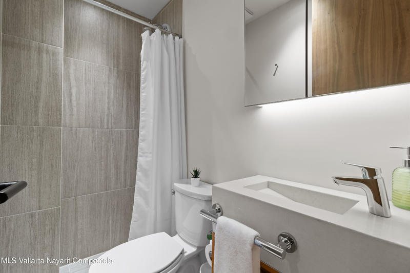 20250623224815259328000000 o