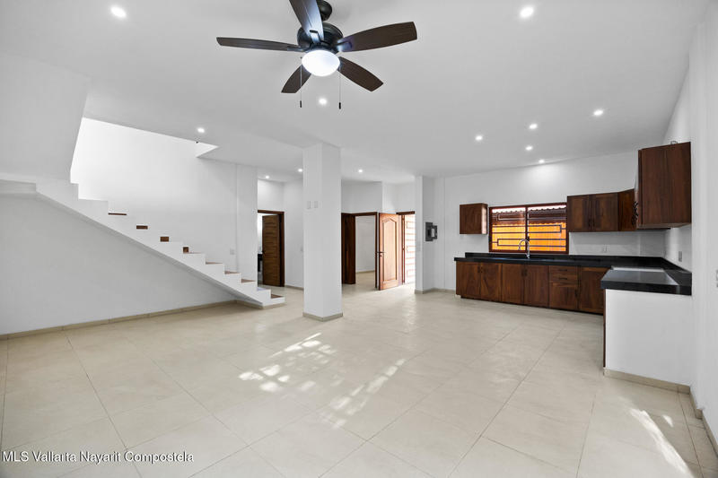 20250903222530824829000000 o