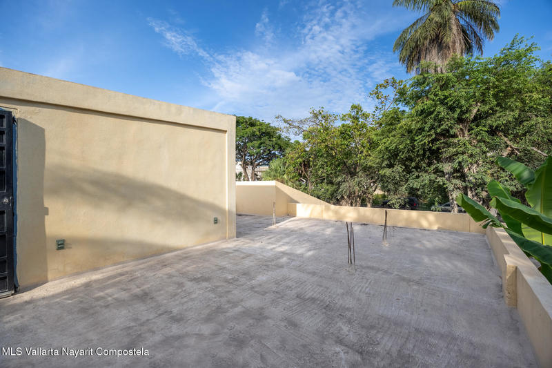 20250903222549158386000000 o