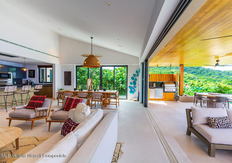 20251029183008083917000000 o