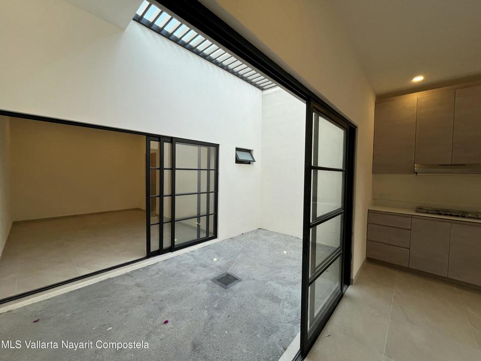 20260209195214103922000000 o