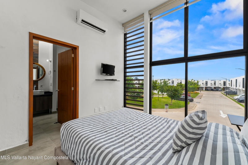 20251009163843075011000000 o