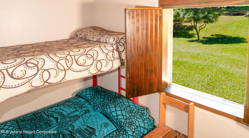 20251015192010183658000000 o