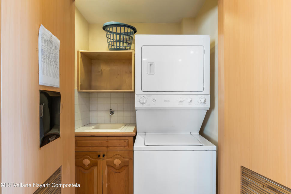 20251030173240739002000000 o