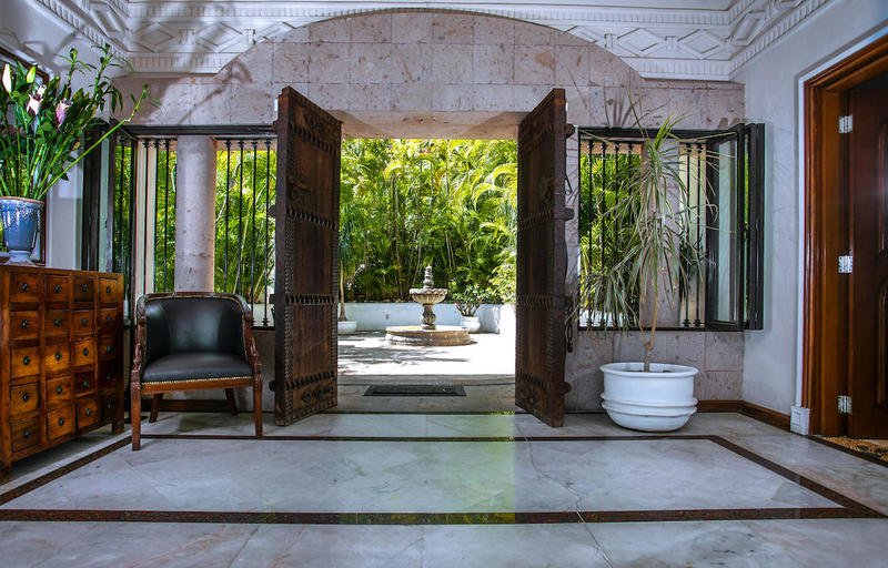 La Mansion Worldbid Auction