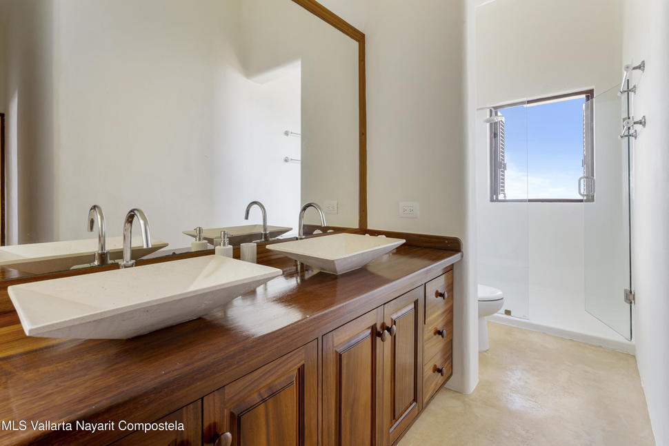 20260116212433582759000000 o