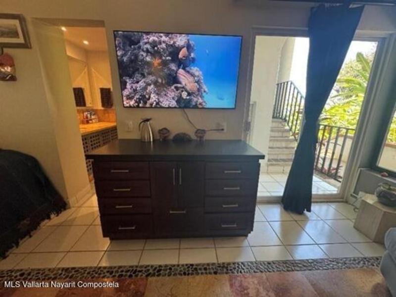 20251208232133242064000000 o