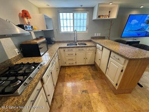 20251208232142303115000000 o