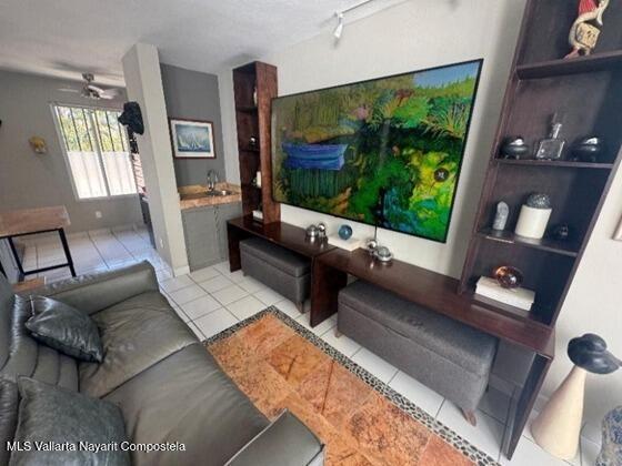 20251208232201684588000000 o