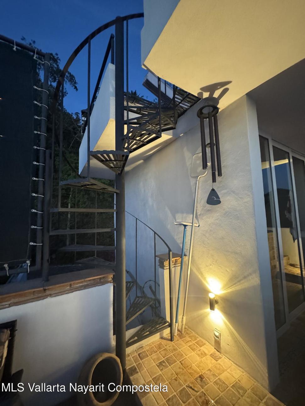 20251213184845080894000000 o