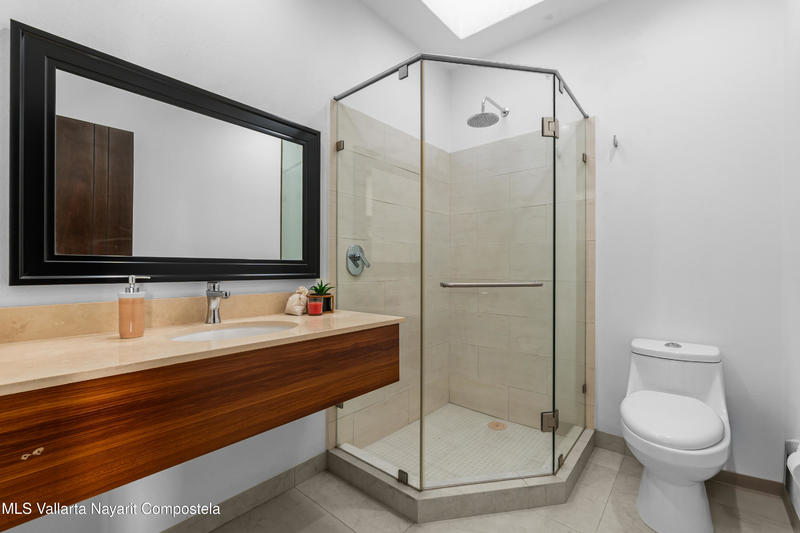 20250916010326715778000000 o