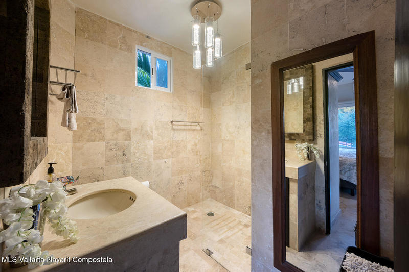 20260106223647898111000000 o