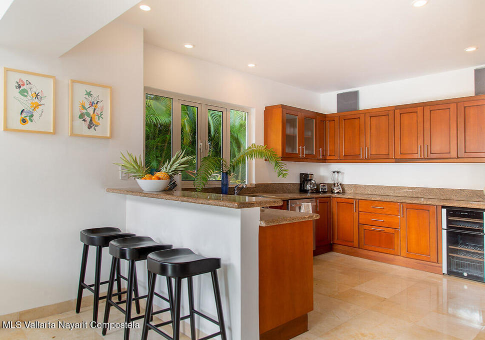 20251023224055533873000000 o