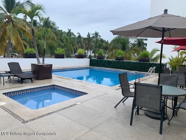 20251208190059099527000000 o