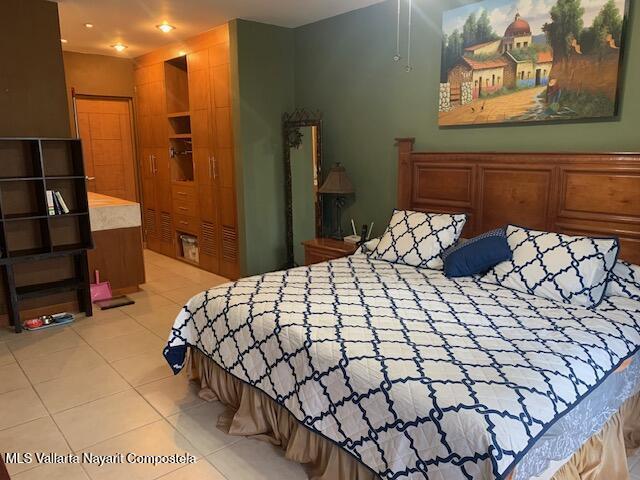 20251208190337655839000000 o