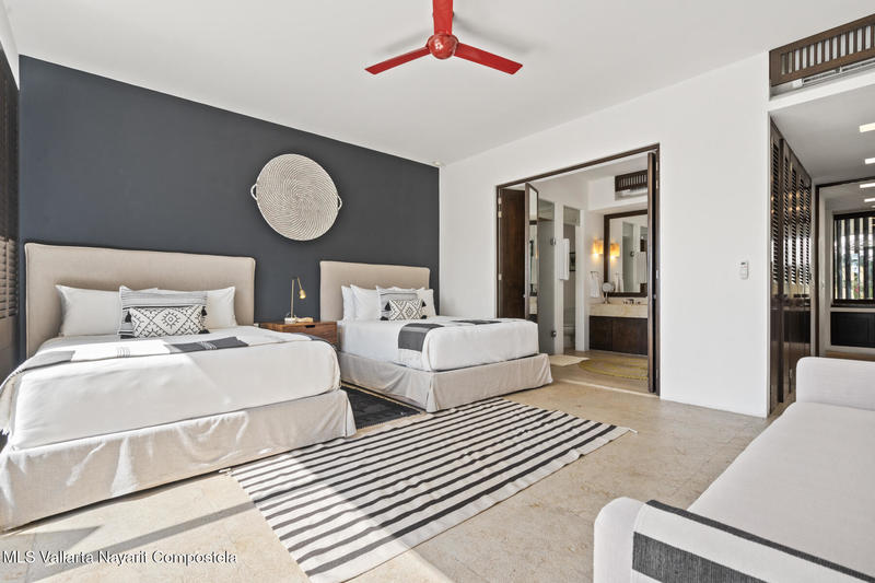 20251122004414642895000000 o