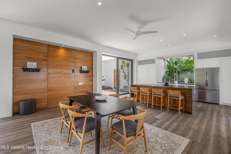 20250920020814905167000000 o