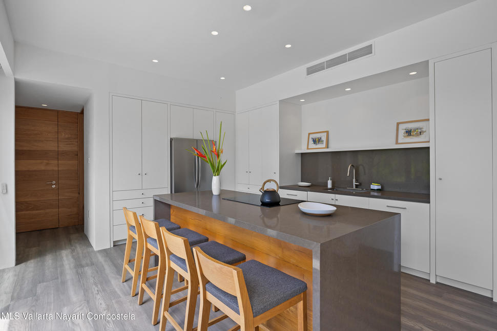 20250920021142561237000000 o