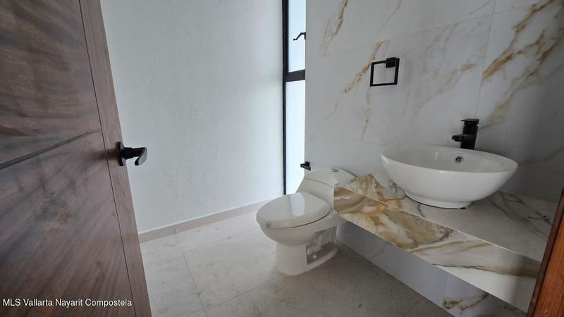 20250930230823752824000000 o