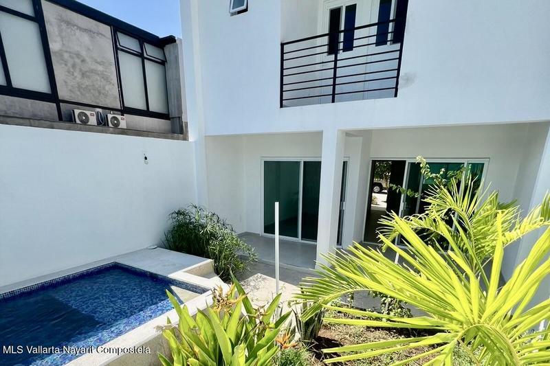 20251008183729228556000000 o