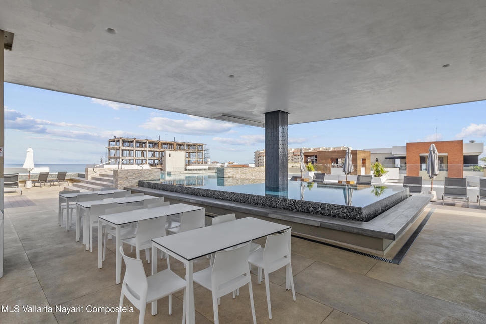 20251230200320202451000000 o