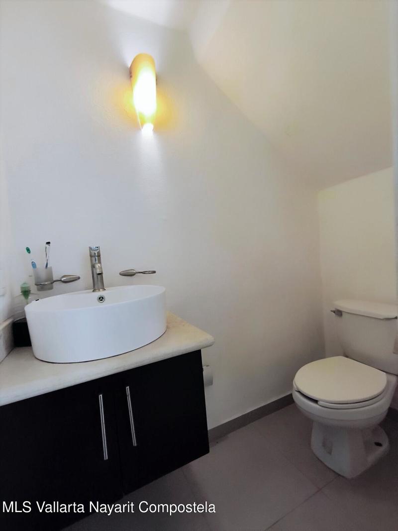 20251211193346213597000000 o