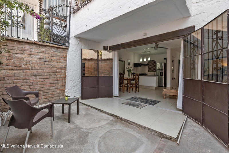 Casa Lopez 1