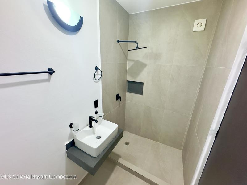 20250717235733198212000000 o